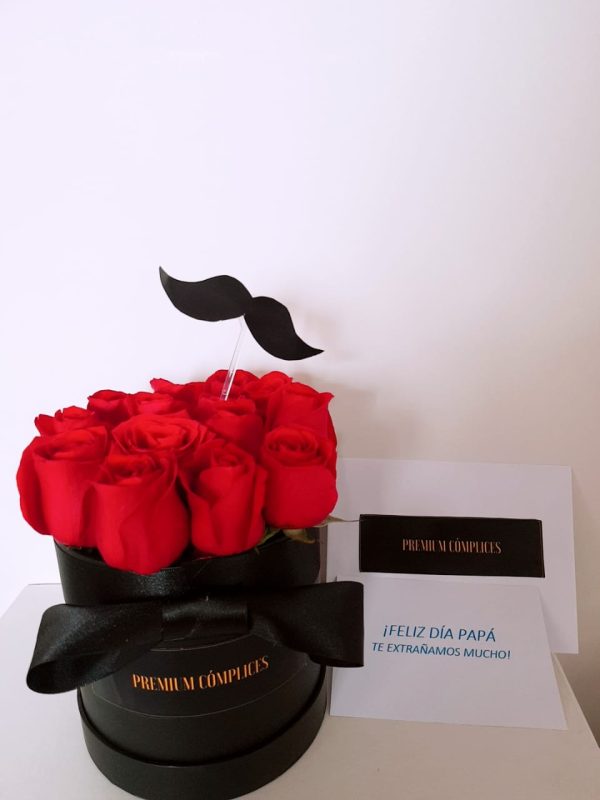 WhatsApp Image 2020-06-25 at 13.28.00 box de 12 rosas rojas