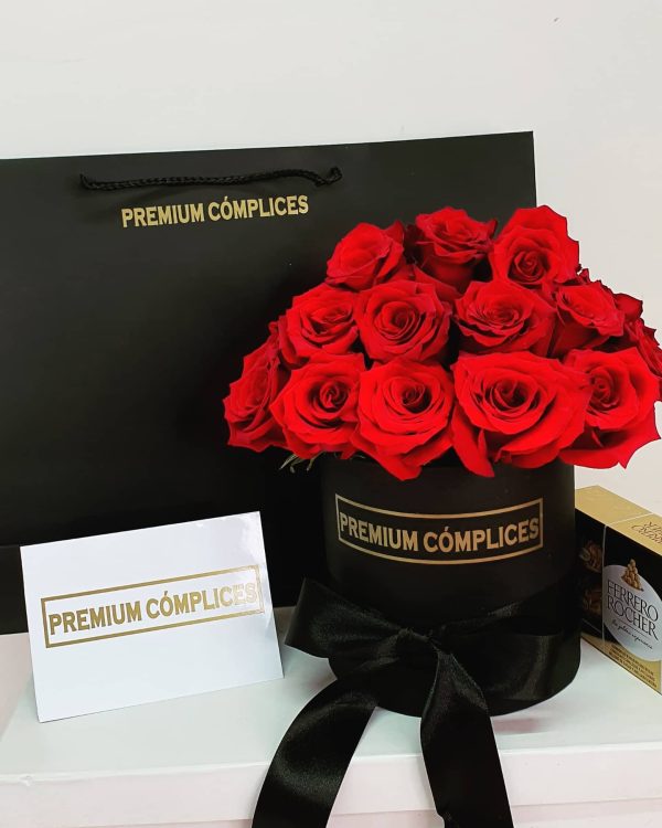 Box Premium Cómplices 24 Rosas
