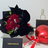 RAMO DE 24 ROSAS PARA GRADUACIÓN