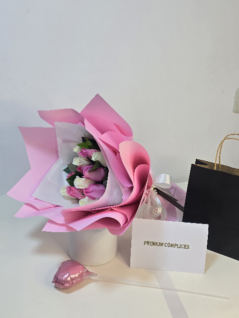 PRE-VENTA SAN VALENTIN 2026 18 MI PRINCESA DE AMOR - RAMO EXTRA GRANDE DE 12 ROSAS