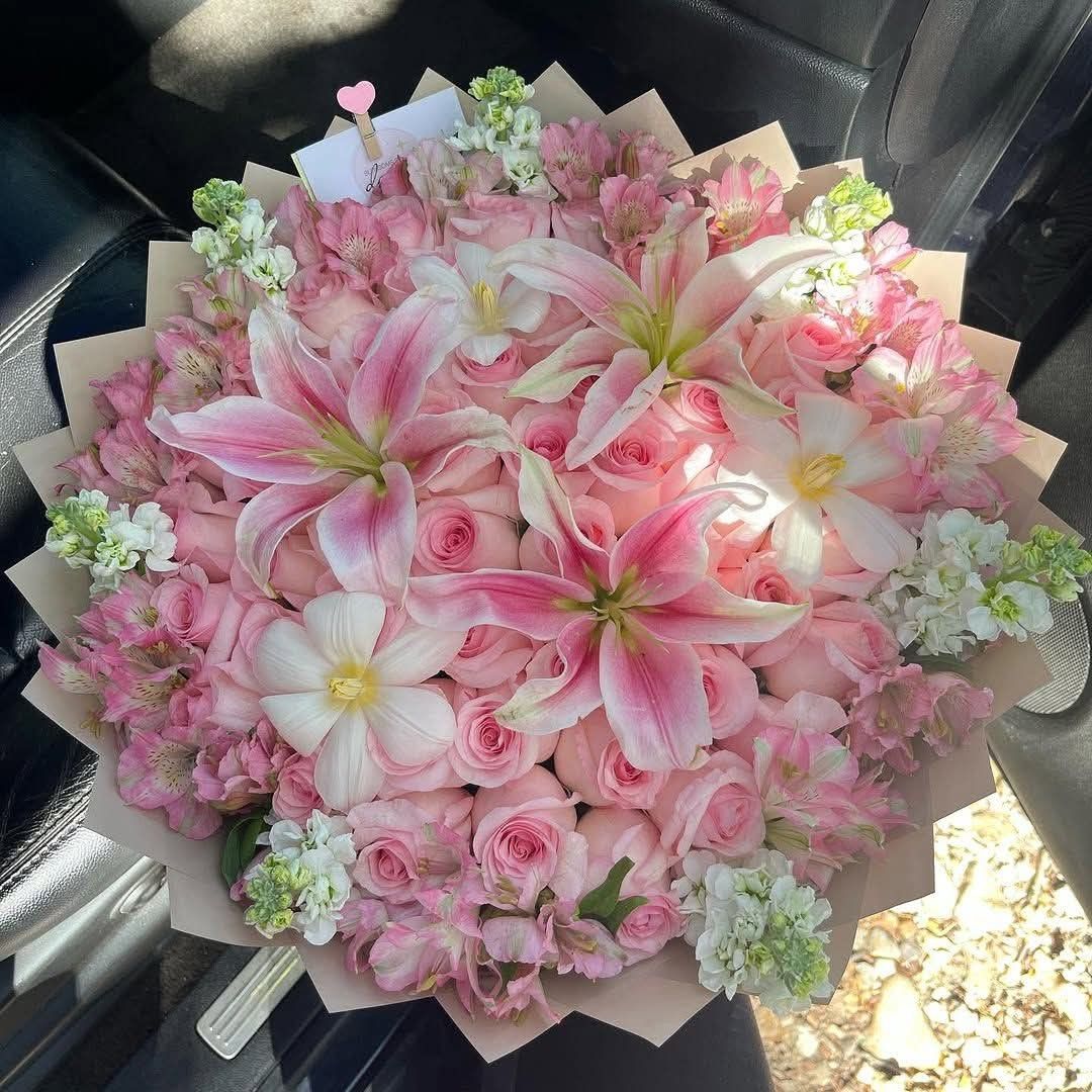 BOUQUET BELLA LUNA PREMIUM CÓMPLICES